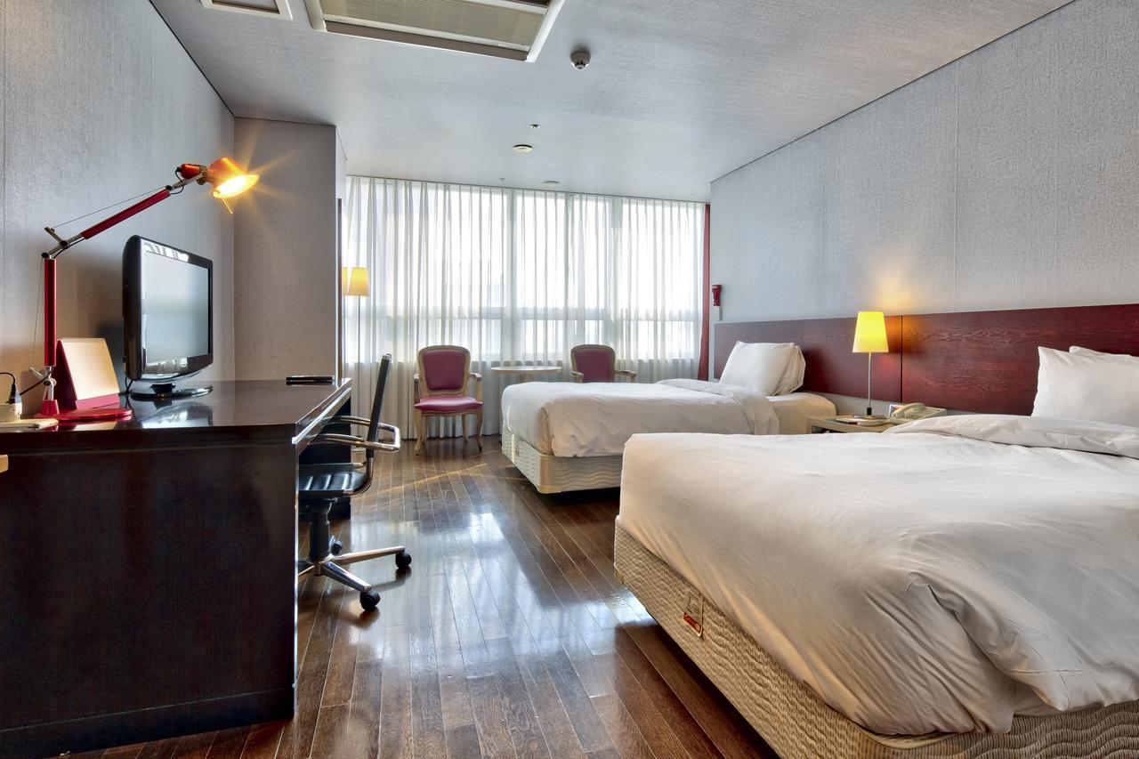Ramada Hotel And Suites Seoul Namdaemun Buitenkant foto