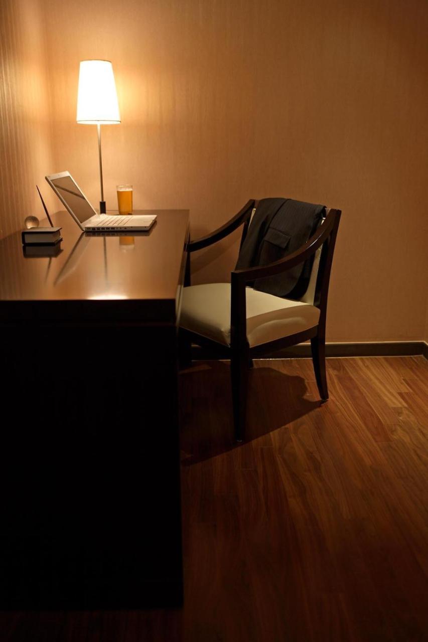 Ramada Hotel And Suites Seoul Namdaemun Kamer foto